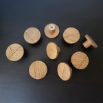 Geometry Uno: Dřevěné úchytky, které mění pohled na detail v interiéru